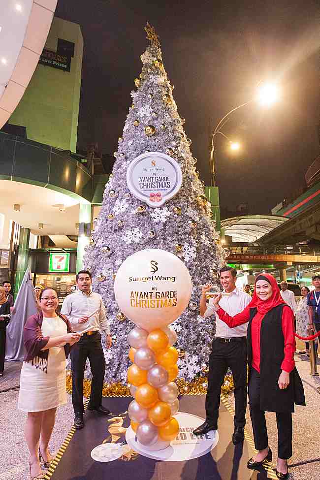 An Avant - Garde Christmas at Sungei Wang