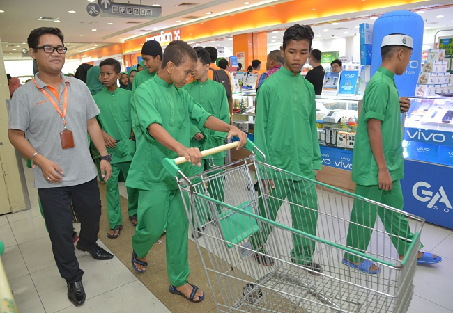GUARDIAN MALAYSIA Will Donate RM1 Of Every RM30 Of Dettol Products Sold To Charity
