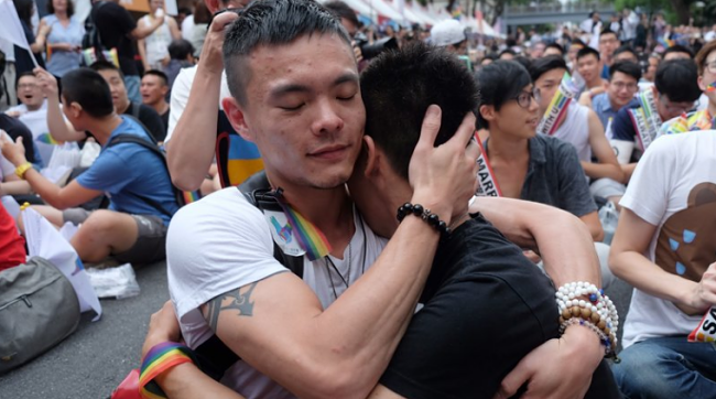Taiwan Is The First Country In Asia To Allow Same-Sex Marriage!