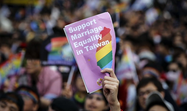 Taiwan Is The First Country In Asia To Allow Same-Sex Marriage!