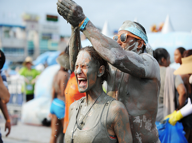 There’s A Festival In Korea That Requires You To Play With Mud!