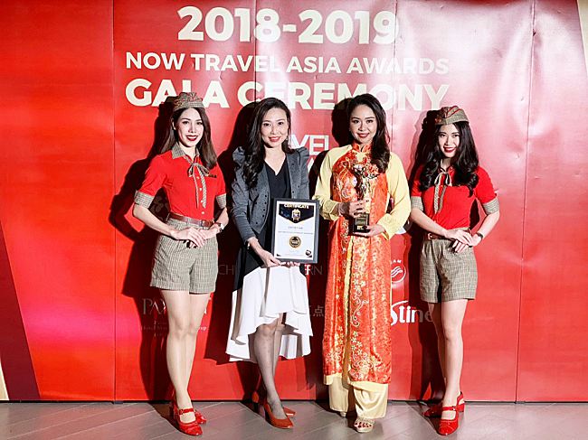 Vietjet Wins “Asia’s Best Flight Attendant Wardrobe” 2018 Award