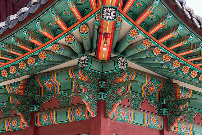 Changgyeonggung Palace Evening Admission Available in 2019