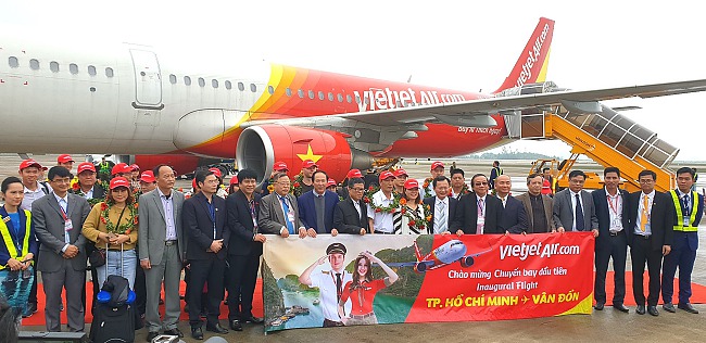 Vietjet Launches New Route Connecting Ho Chi Minh City and Van Don (Quang Ninh) 