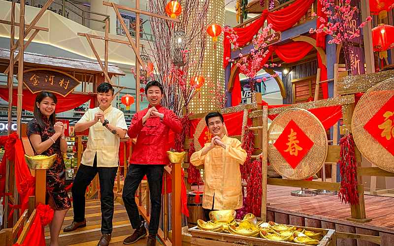 Embrace A Go Gold Auspicious Year At Sungei Wang 