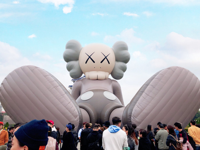 【台湾 | 台北】KAWS 巨型雕像出没！