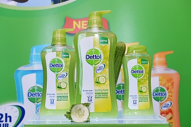 12-HOUR PROTECTION AND LONGER LASTING FRESHNESS