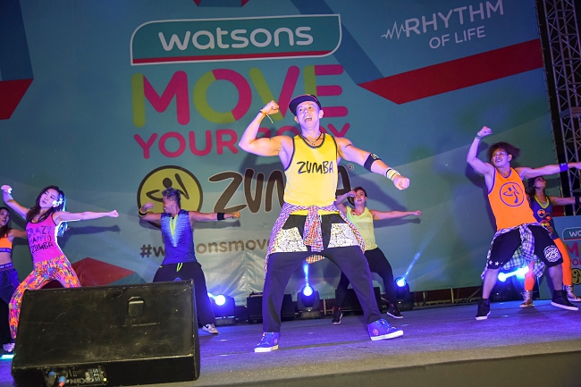 WATSONS MOVE YOUR BODY ZUMBA 2016 破记录！