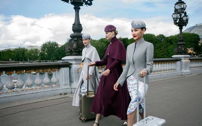 Have You Seen Hainan Airlines’ New Haute Couture Uniforms?!