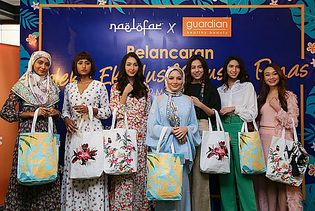 Guardian & Naelofar Unveils Exclusive Tote Bags For Ramadan!