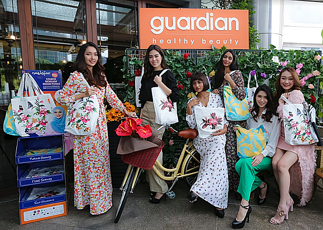 Guardian & Naelofar Unveils Exclusive Tote Bags For Ramadan!