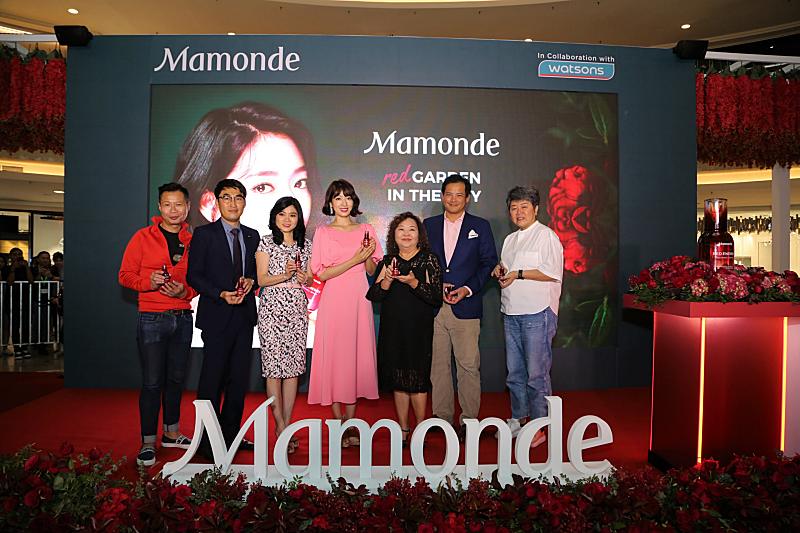 Park Shin Hye Officiates The Launch Of Mamonde Red Energy Recovery Serum