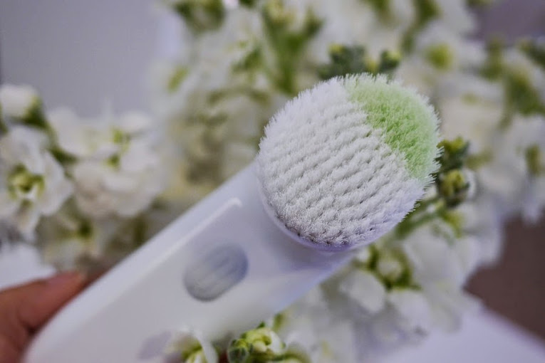 sonic system purifying cleansing brush