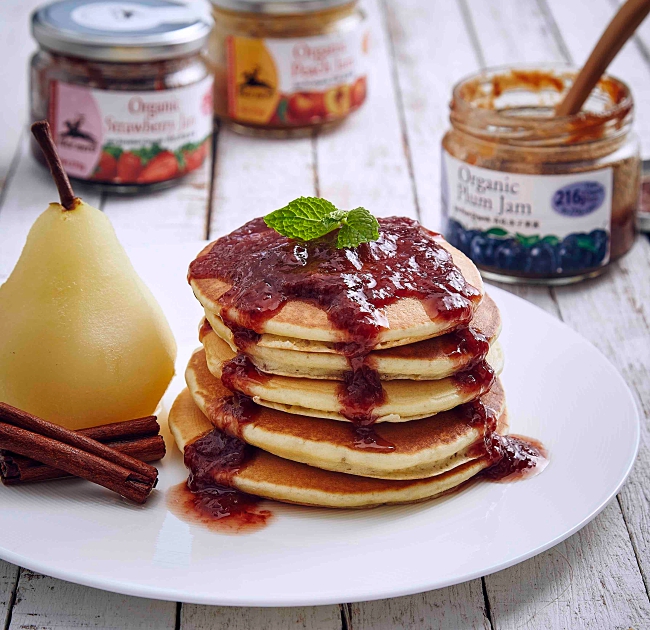 Recipe: Jam Filled Hotcakes with Honey Poached Pears