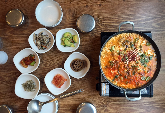 3 Great Eateries In Gangneung City, South Korea!