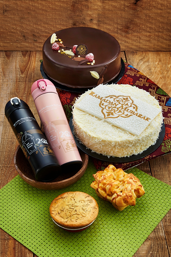 This Is How To Get A Free Dessert From Coffee Bean!