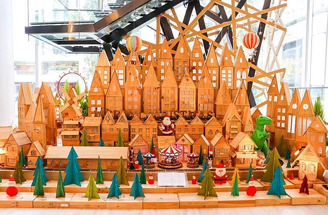 East, Hong Kong Celebrates The Festive Season In Sustainable Style