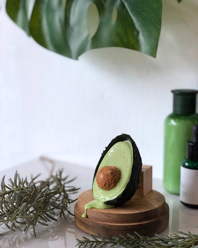 Hidden Gem - Foret Blanc Dessert Café!