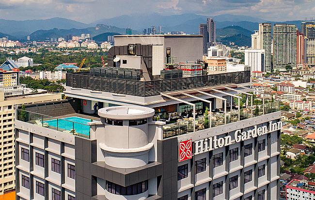 perfect for anyone looking for a warm, intimate private event or dining venue with breath-taking panoramic views of Kuala Lumpur’s skyline.