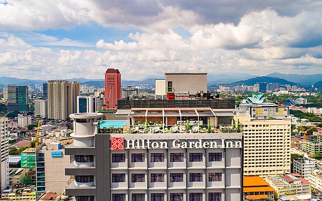 perfect for anyone looking for a warm, intimate private event or dining venue with breath-taking panoramic views of Kuala Lumpur’s skyline.