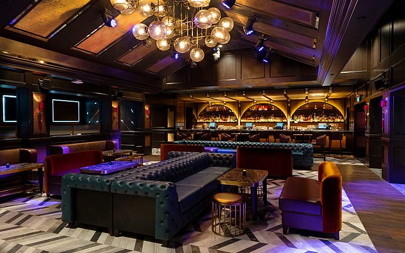 AVENUE SINGAPORE PRESENTS AN ELEVATED COCKTAIL LOUNGE EXPERIENCE 