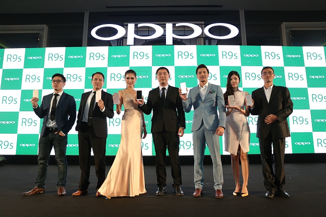 OPPO R9s Brings Clarity to Lee Min-ho and Min Chen