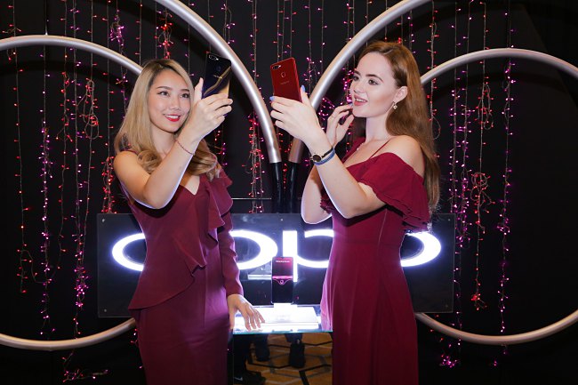 OPPO Launches the OPPO F9