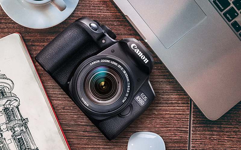 CANON Launches Intuitive EOS 850D and Pocket Photo Printer SELPHY SQUARE QX10