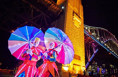 IT ONLY TAKES 21 PEOPLE TO CONVINCE YOU WHY VIVID SYDNEY IS THE NEXT FESTIVAL YOU MUST GO.