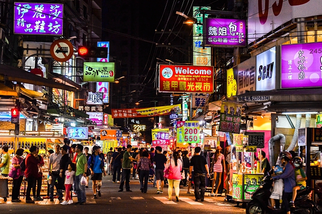 Fengjia Night Market, Taichung 