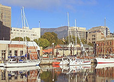 HOBART - 8 SPANKING REASONS TO VISIT AUSTRALIA’S SECOND OLDEST CITY!