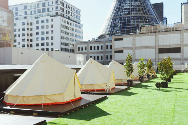 World’s First Pop-Up Rooftop Glamp Site In Melbourne!