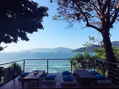 YOU WON’T WANT TO LEAVE THE CLIFF RESORT LIPE EVER