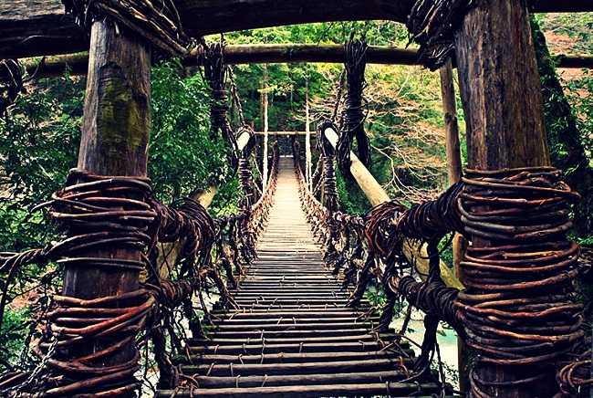10 FASCINATING PLACES OF SHIKOKU, JAPAN!
