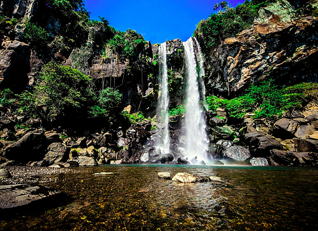 Jeongbang Waterfall