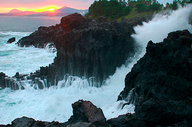 Jungmun Daepo Columnar-jointed Lava