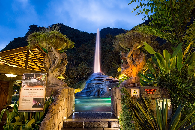 Relaxing getaway at Lost World of Tambun just for you!