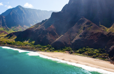 STATE OF HAWAI‘I’S FIRST TRAVEL DESTINATION MOBILE APP