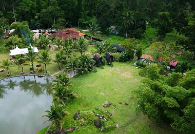CHENGAL HILL JANDA BAIK: A REFRESHING RETREAT!
