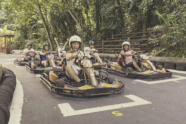 HAVE THE BEST DAY EVER AT SUNWAY LAGOON!