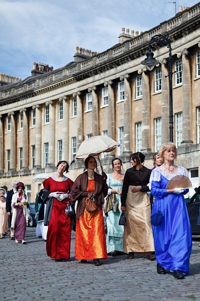 4 Places In UK To Explore The World of Jane Austen