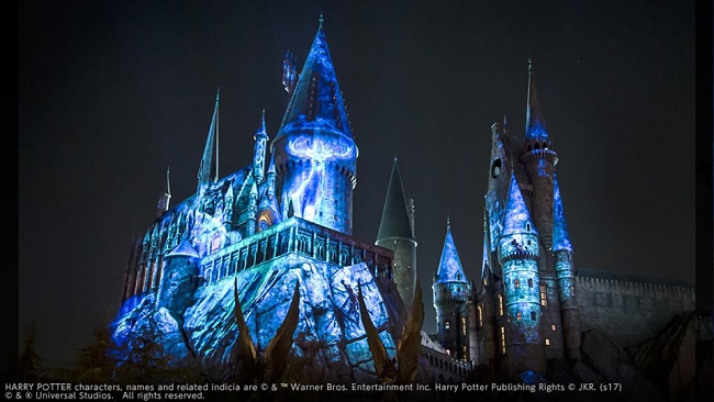 Harry Potter Land In USJ Is Having a Large-Scaled Night Show Till November 2017!