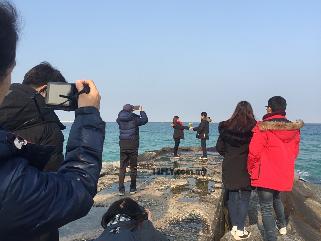 [Goblin Shooting Location] 4 Things To Know Before Visiting Jumunjin Beach To Re-Create This Scene.