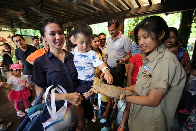 Sunway Lagoon Encourages A Fun Way To Learn About Wildlife