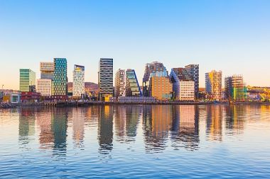 TOP 10 CITIES THAT YOU SHOULD VISIT IN 2018!