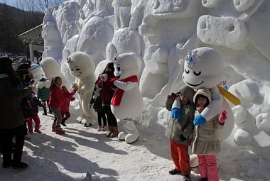 4 BEST WINTER FESTIVALS TO VISIT IN GANGWON-DO!