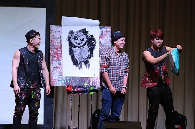 VIVA SKI & K-Culture Festival At Daemyung VIVALDI PARK 2017