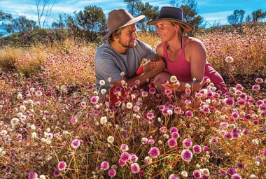 5 AWESOME TRAILS TO EXPLORE DURING THE WILDFLOWER SEASON OF WESTERN AUSTRALIA!