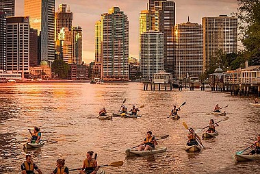 8 AWESOME THINGS TO DO AT NIGHT IN BRISBANE