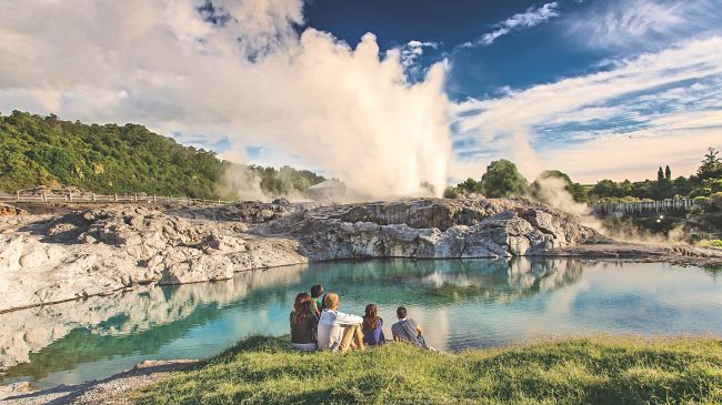 Places To Go On a 5 Days Self Drive Trip In Auckland Rotorua, New Zealand